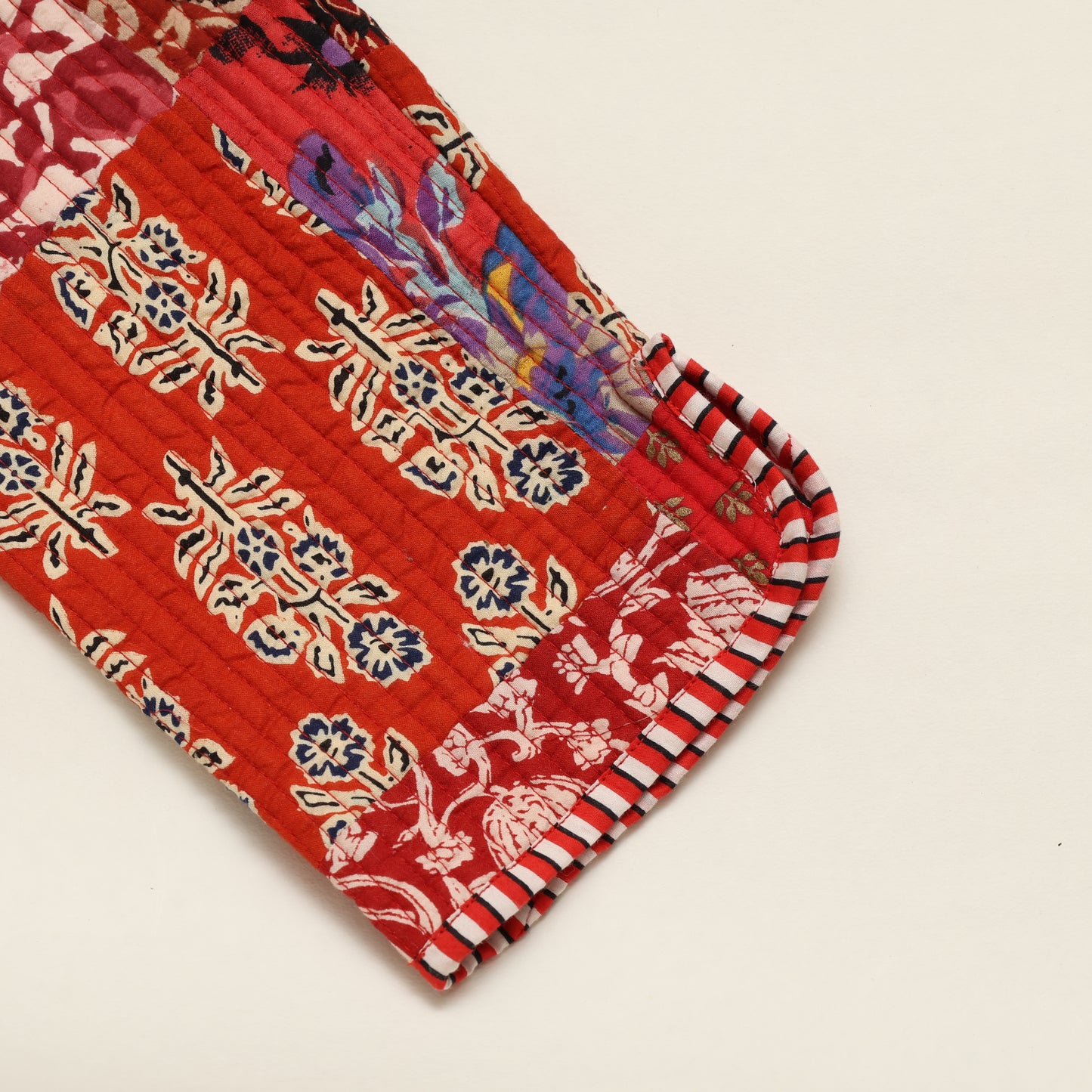 Reversible Quilted Jacket Red - Sleeves