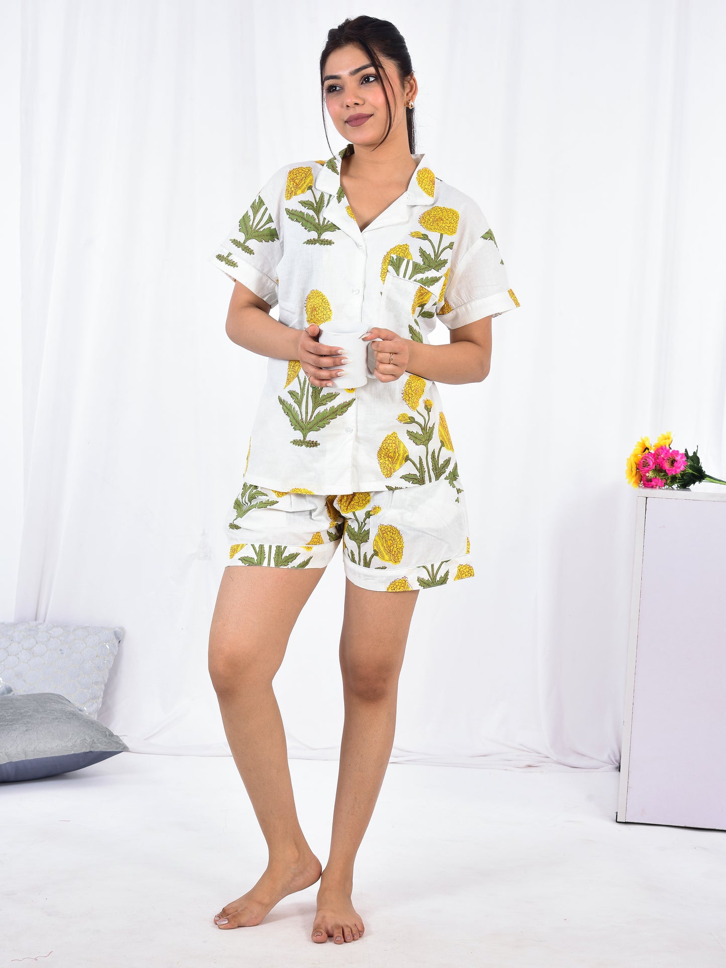 Short PJ Set in Yellow Florals