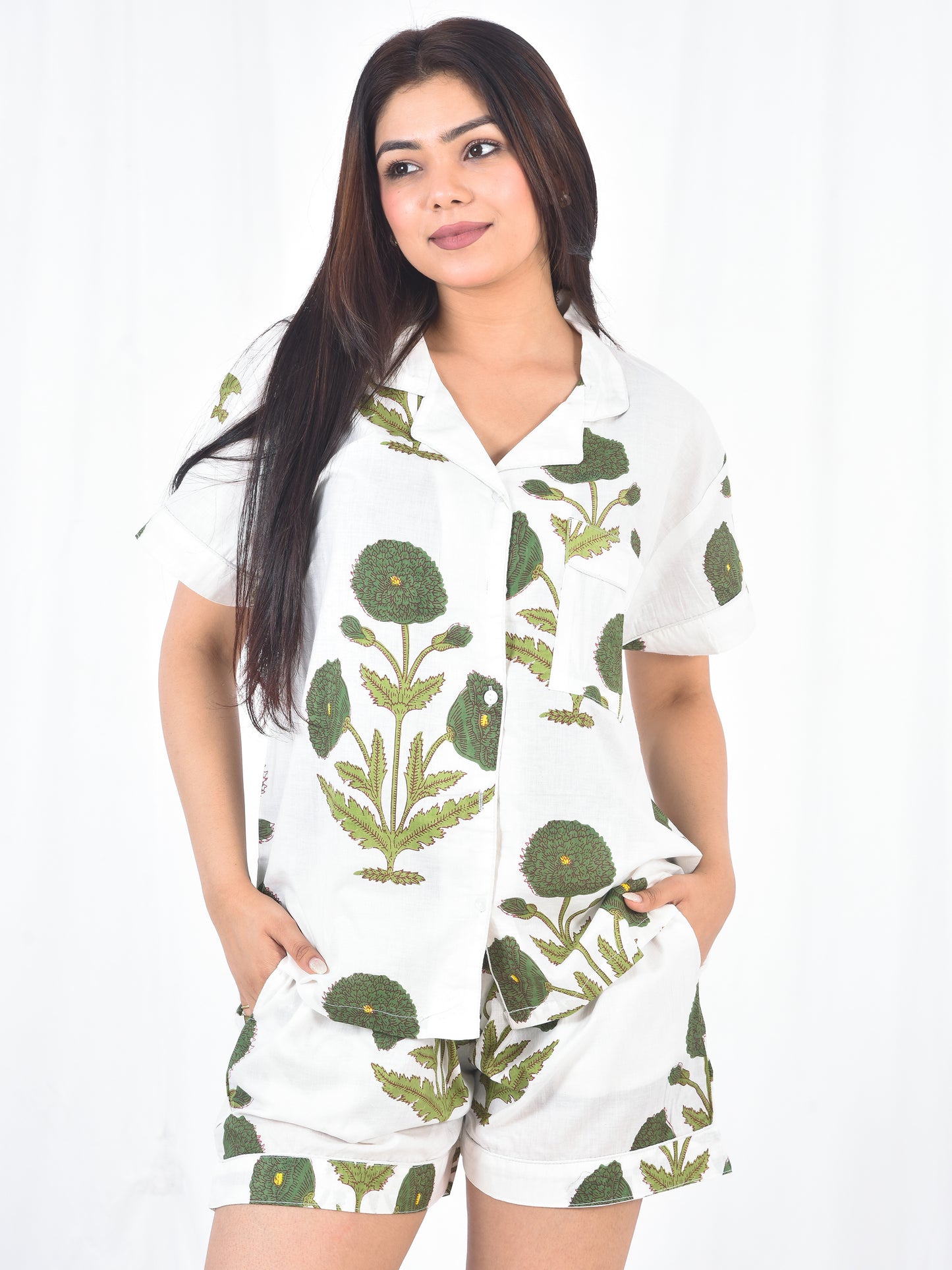 Short PJ Set in Leafy White