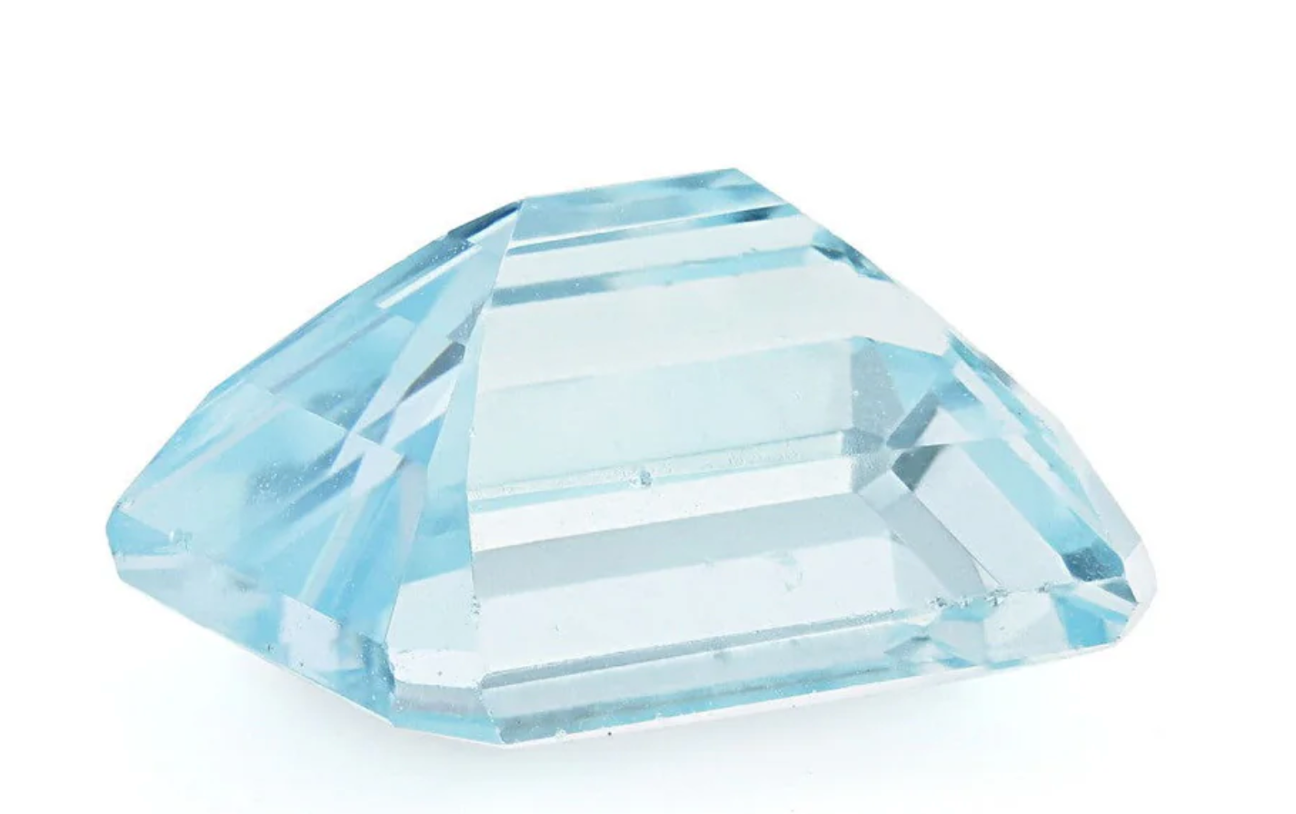 Natural Aquamarine 12x10mm Emerald 6.14 Ct (AEM -102)