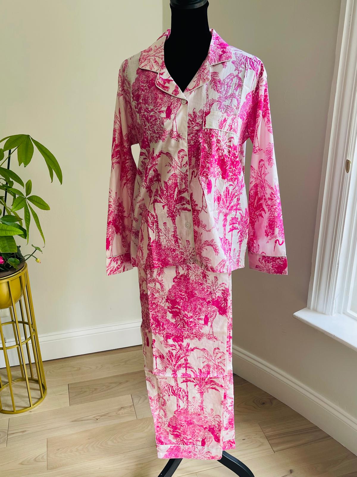 Mustard Yellow Tiger & Jungle Toile Print Cotton Pajama Set, Wild Safari Sleepwear & Loungewear