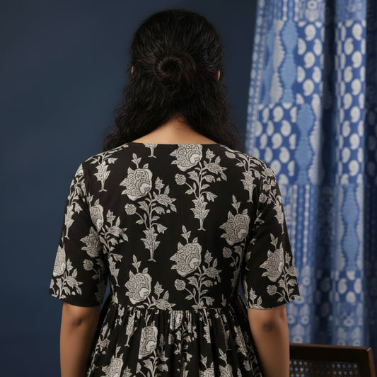 Kaali Gulshan Midi Dress