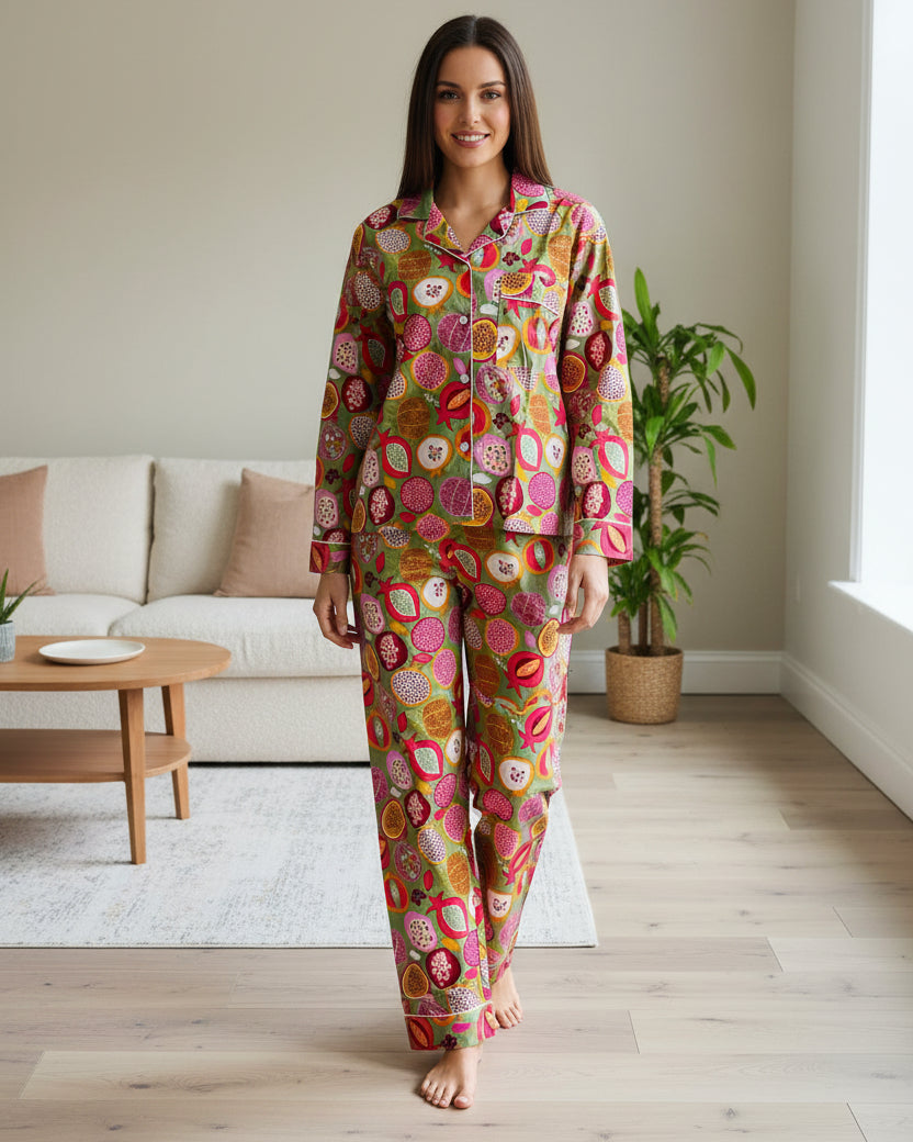 Green & Pink Pomegranate Fruit Print Cotton Pajama Set, Whimsical Tropical Sleepwear & Lounge Apparel