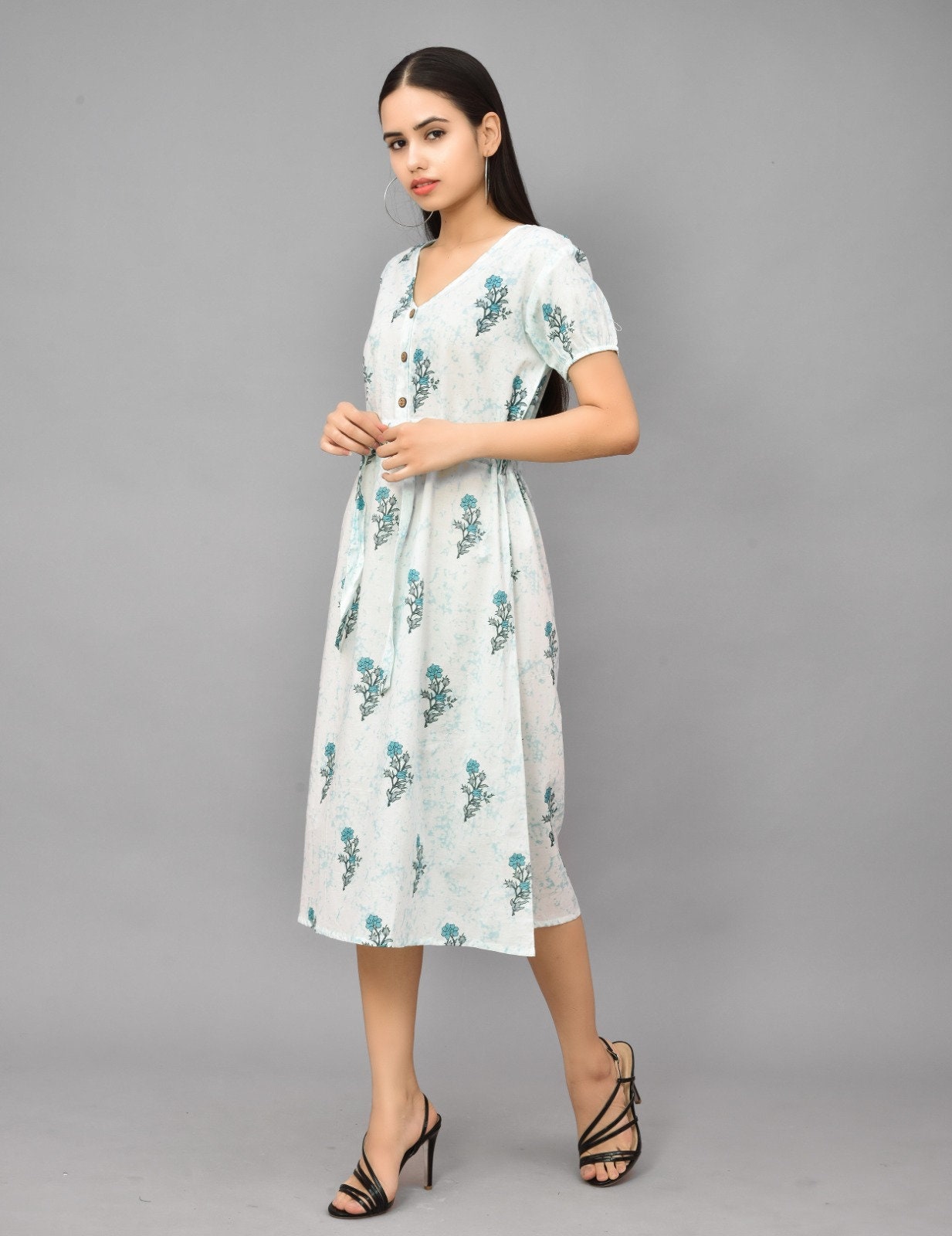 Handloom Cotton Dress: Embrace Summer in Style