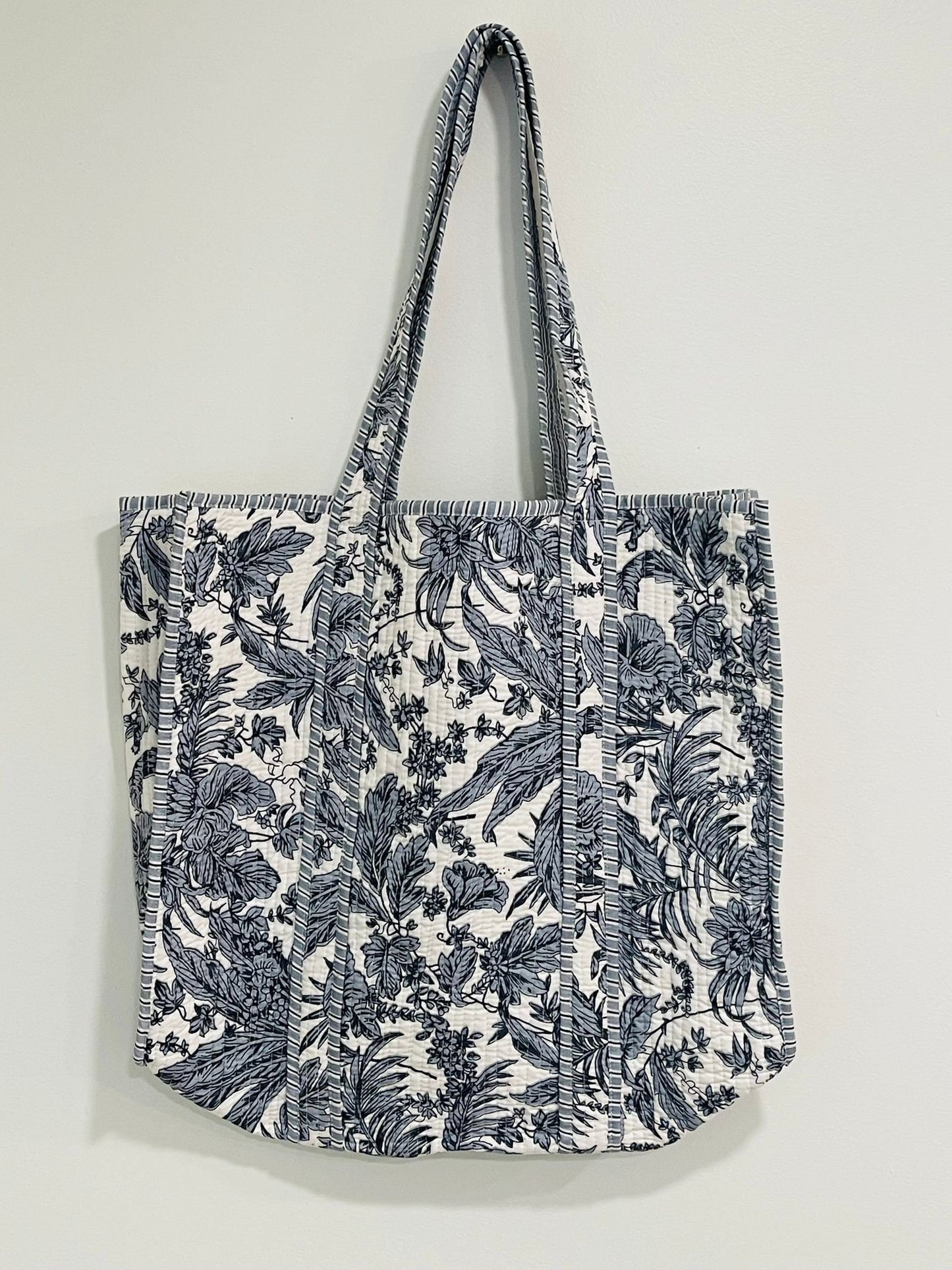The Reversible Floral Symphony Tote - Grey