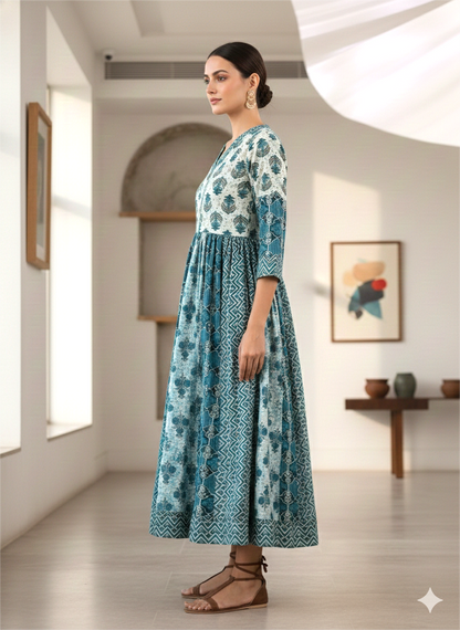 Zariya – Blocked Printed Cotton Midi Dress