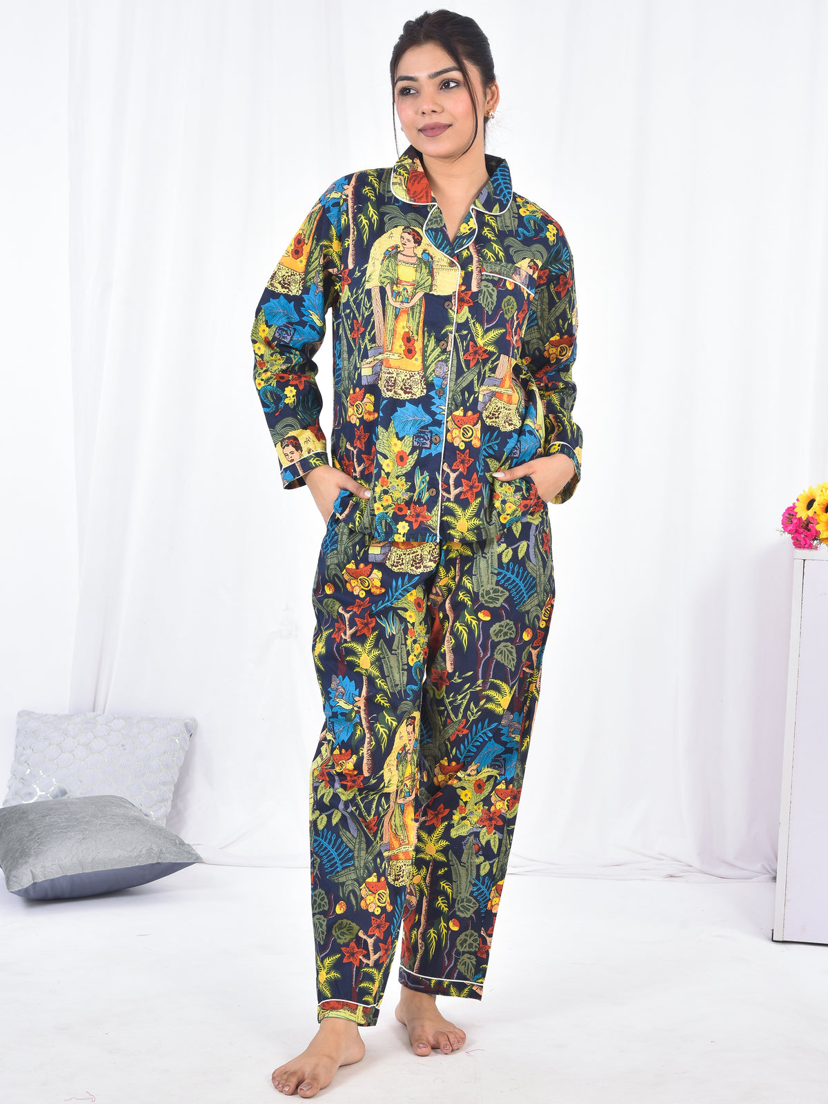 Pink Frida Kahlo & Tropical Parrot Print Cotton Pajama Set, Artistic Bohemian Sleepwear & Loungewear