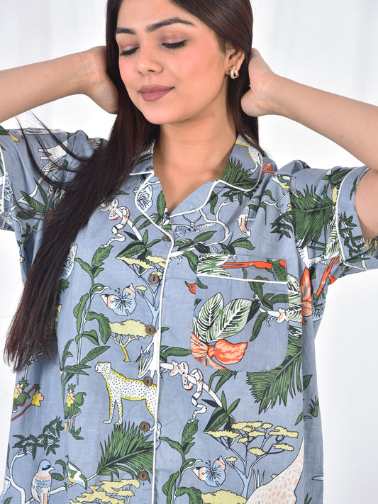 Misty Grey-Blue Safari Wildlife & Palm Block Print Cotton Shorts Set, Casual Sleepwear & Loungewear