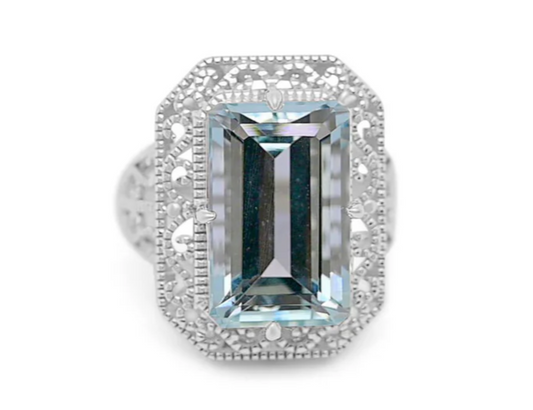 Art Deco Light Blue Aquamarine Solitaire Ring in Sterling Silver