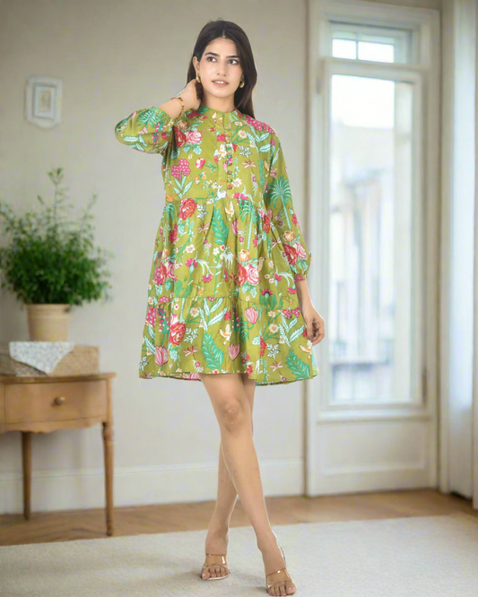 Verdant Bloom Tiered Mini