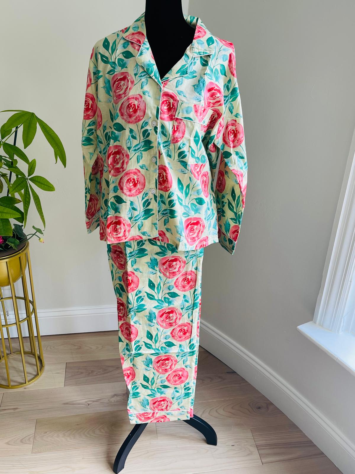 Long Pajama Set in Pink Hermosa