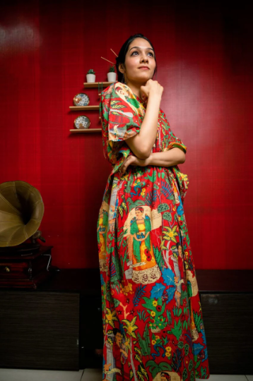 Frida Kahlo Cotton Kaftan in Red