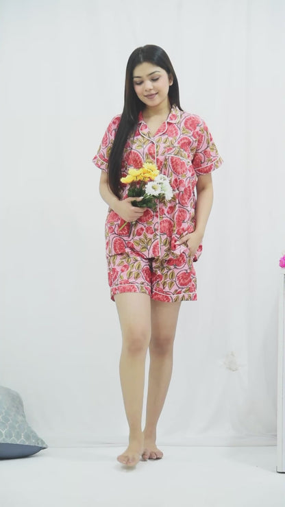Short PJ Set in Red Florals