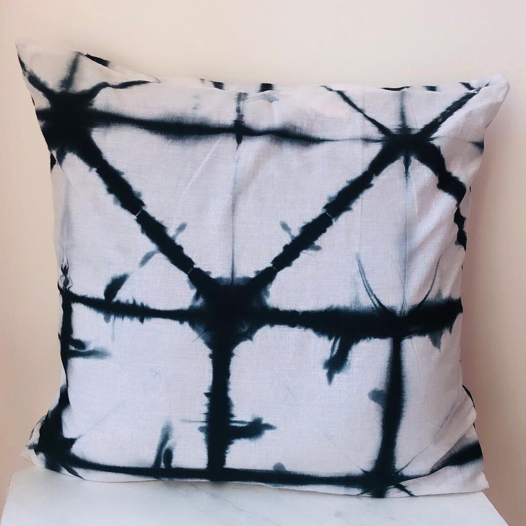 Stunning Shibori Indigo Tie Dye Throw Pillows - Boho Chic for your Bedroom