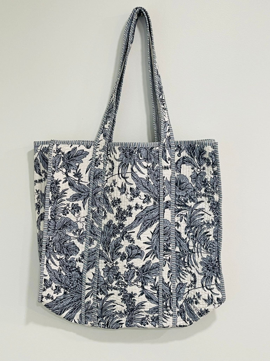 The Reversible Symphony Tote Bag - Green