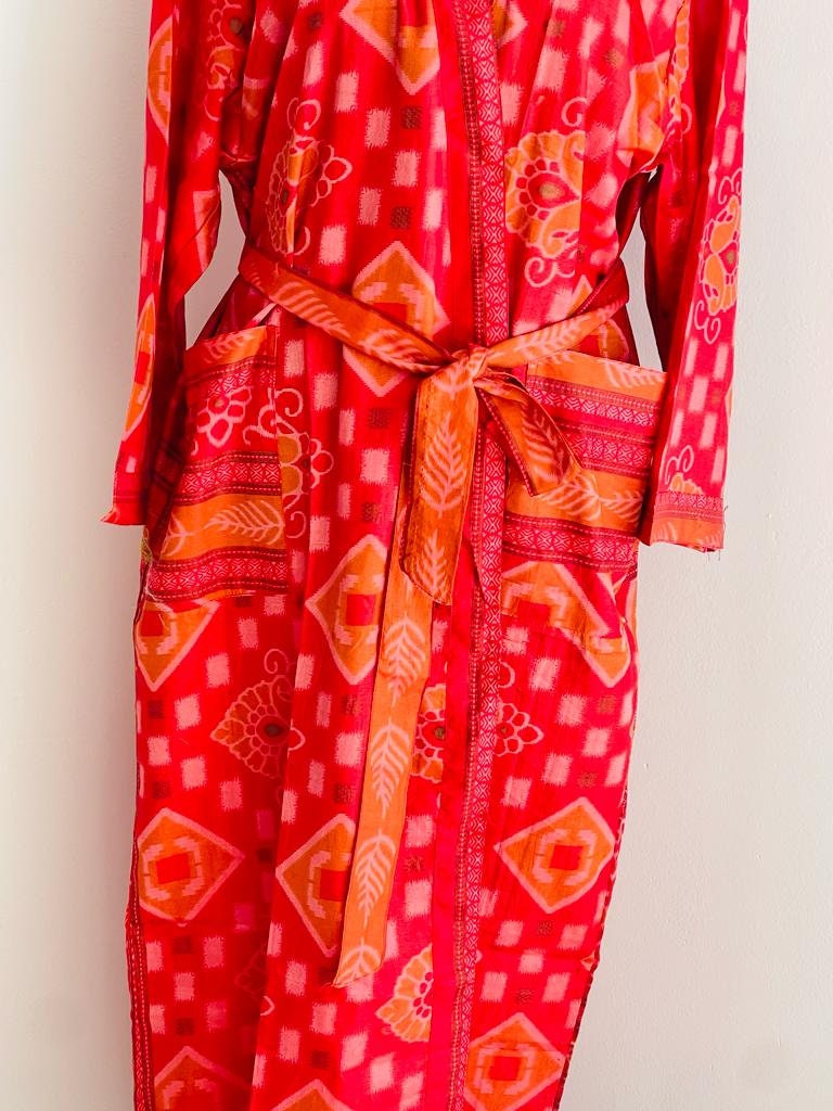 Red Kimono Robe: Loungewear in Classic Elegance